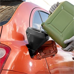 Воронка пластиковая с сетчатым фильтром 160 мм Stels 11487