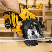 Пила циркулярная аккумуляторная бесщет. CCSH-BL-20-185, 185 мм, Li-Ion, 20 В// Denzel 10581