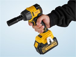 Гайковерт аккумуляторный MOLOT MCWR 3518 XLT Lite SET 10552